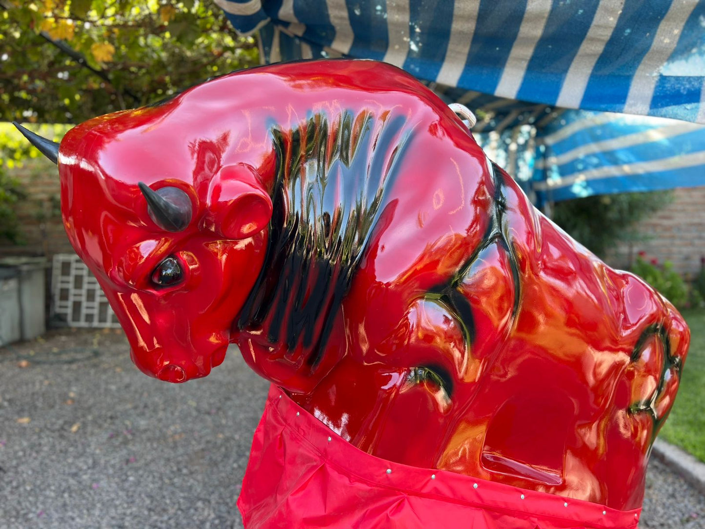 Toro Mecanico Big Red