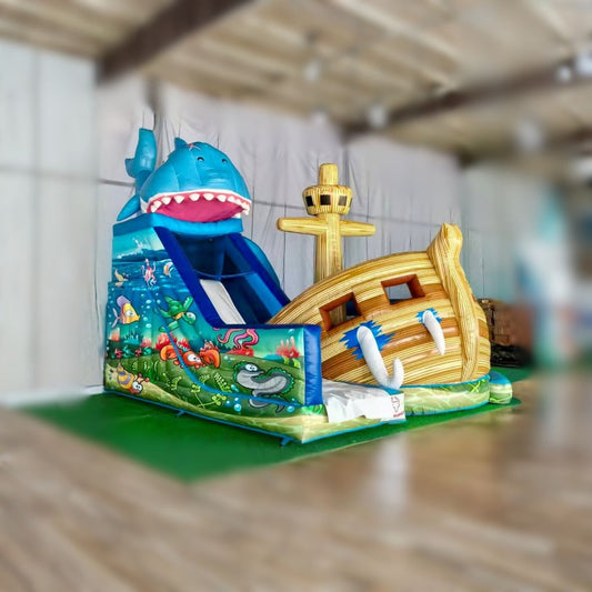 Juego Inflable Barco Hundido 7x6,5x6,5