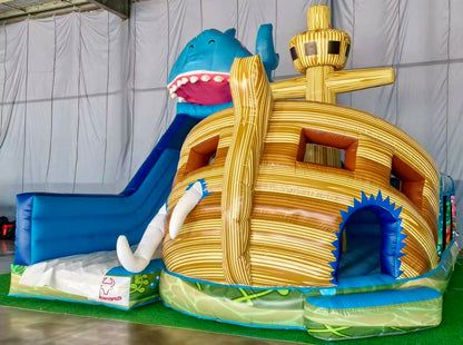 Juego Inflable Barco Hundido 7x6,5x6,5